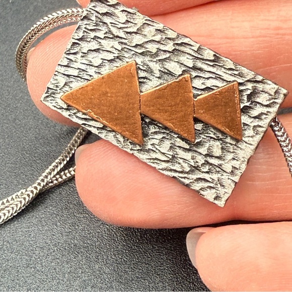 Three Sisters Mountain Metal Pendant Necklace in Copper Metal Geometric - Picture 11 of 14